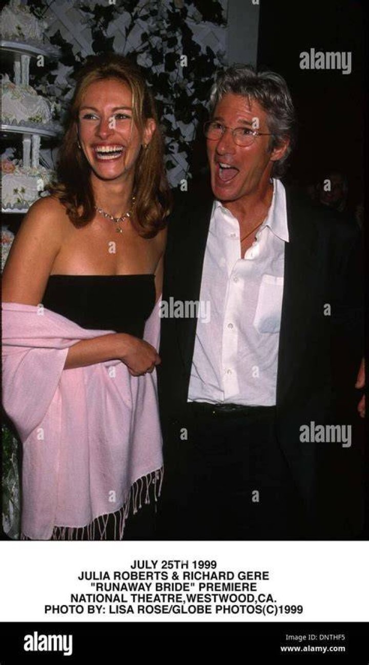 Did Richard Gere date Julia Roberts?