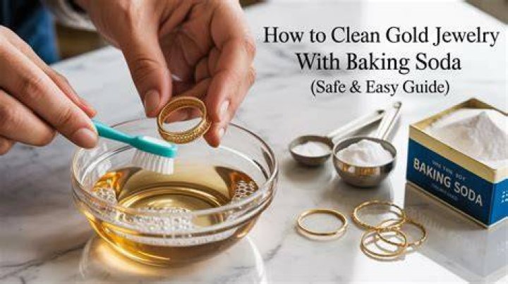 Is baking soda safe to clean diamonds?